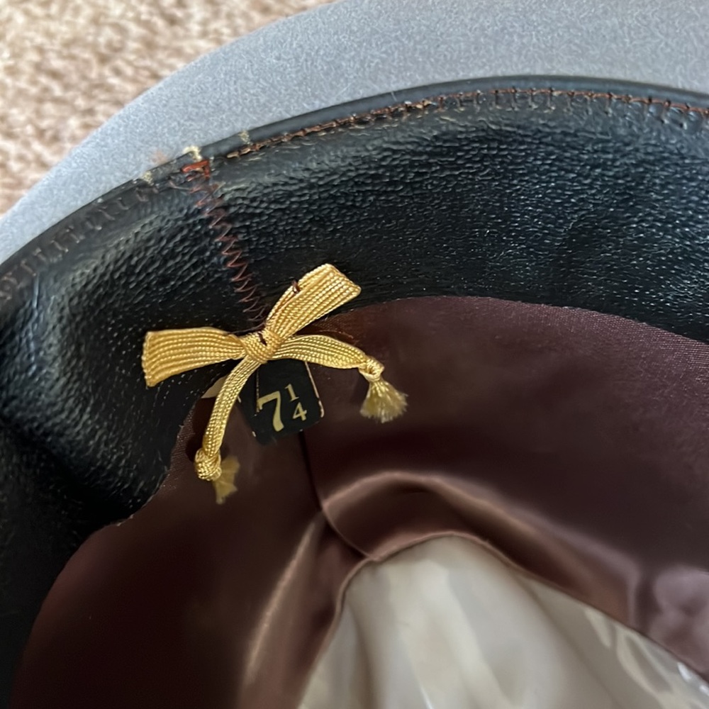 Stetson Royal Grey Fedora Black Ribbon w/ Red Feather - Picture 9 of 10